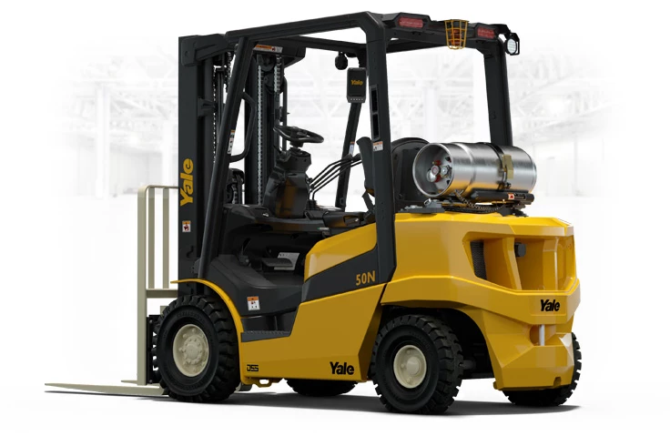 Pneumatic tire forklift |  Configurable IC lift truck | Yale GP40-70N