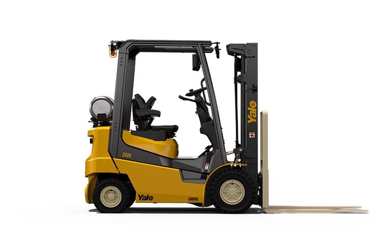 Side view of Yale GP30-40N ice pneumatic tire forklift